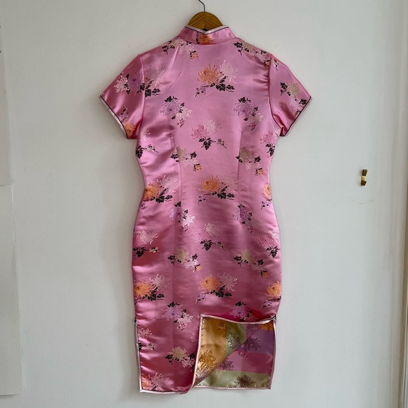 Pink Floral Pattered Kimono Mini Dress - Picture 2 of 3